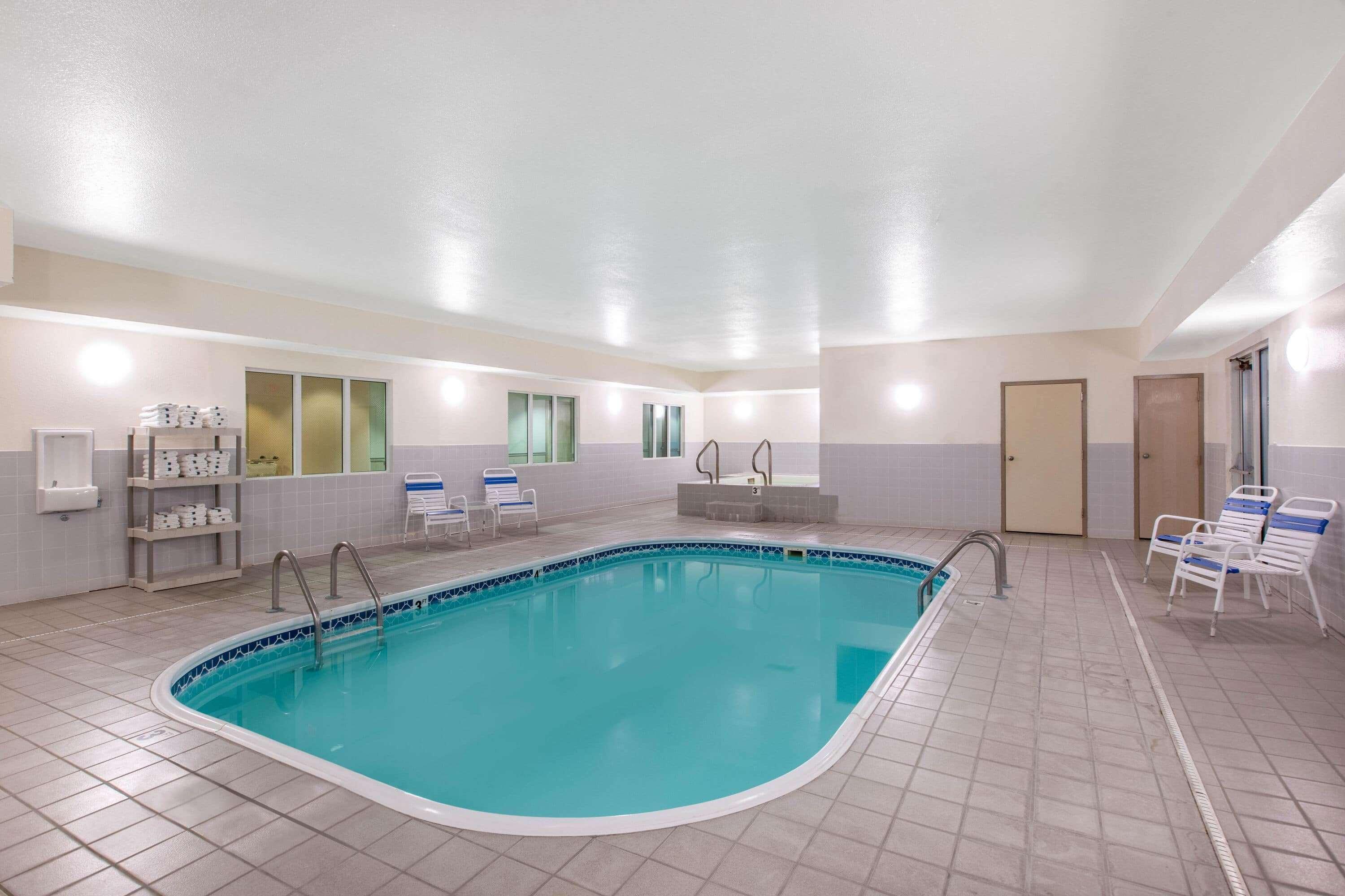 La Quinta Inn By Wyndham Lincoln Buitenkant foto