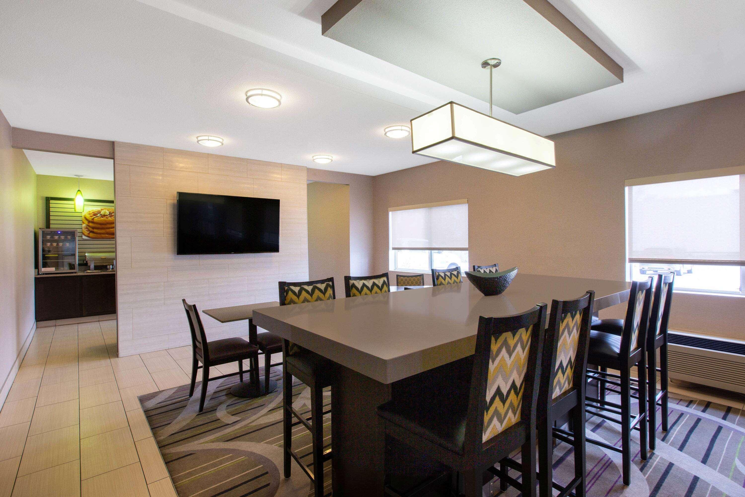 La Quinta Inn By Wyndham Lincoln Buitenkant foto