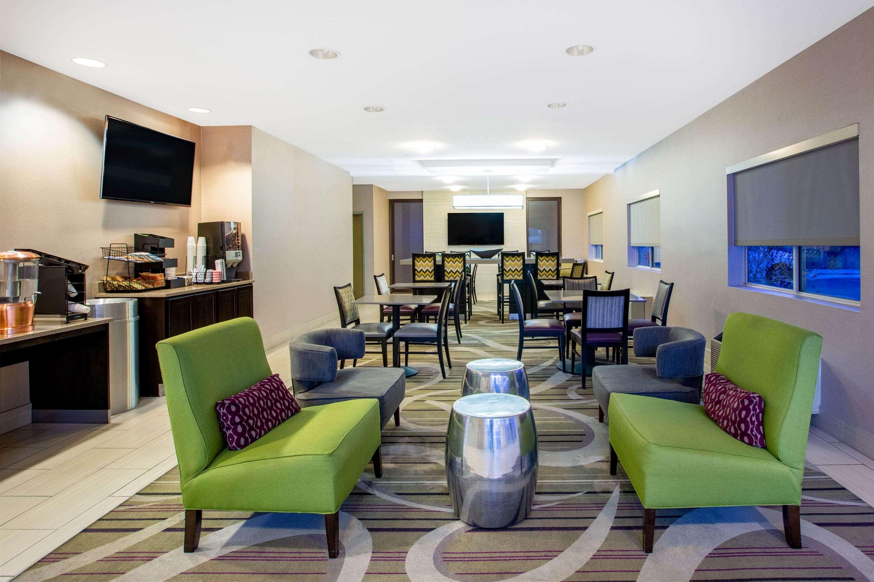La Quinta Inn By Wyndham Lincoln Buitenkant foto