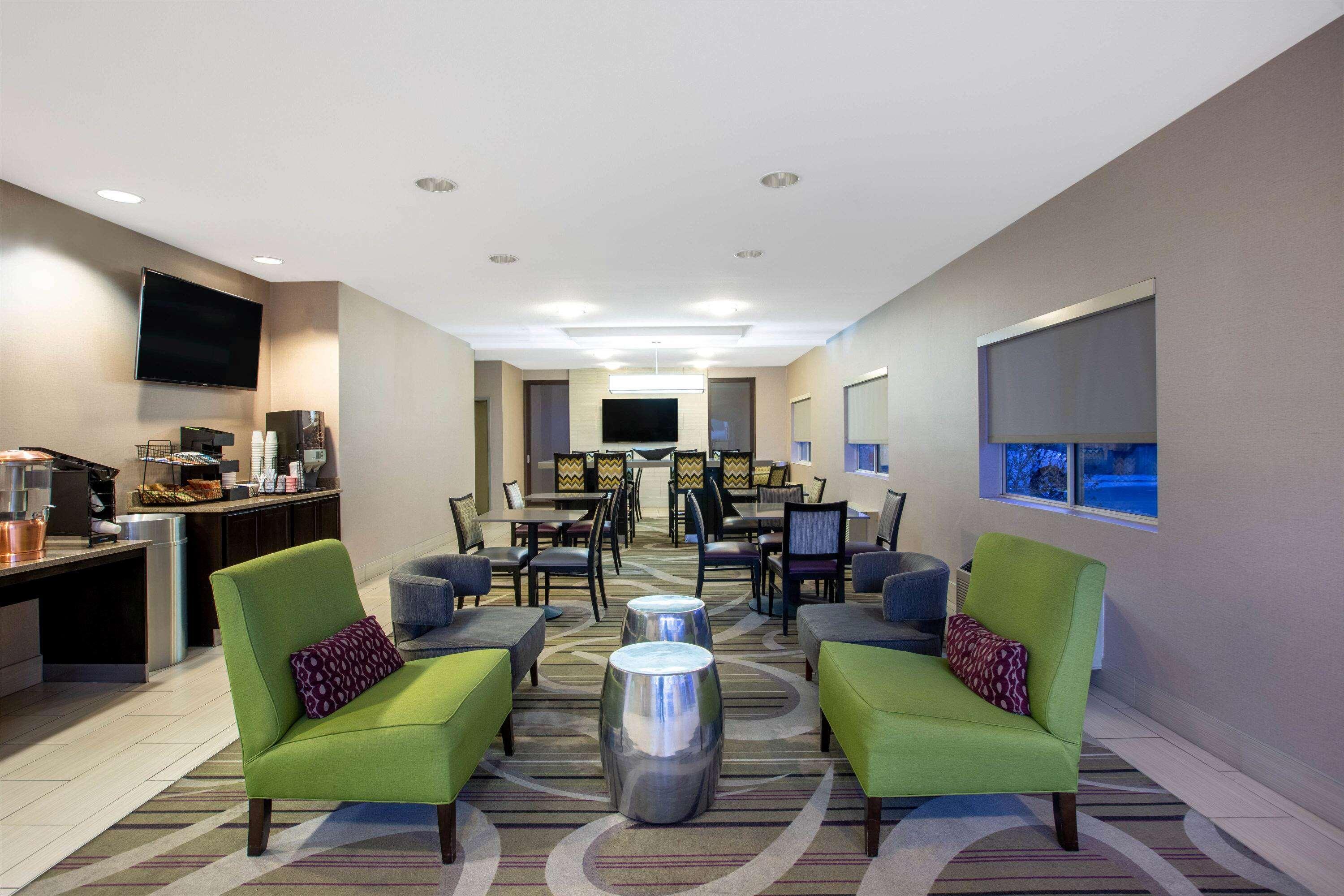La Quinta Inn By Wyndham Lincoln Buitenkant foto