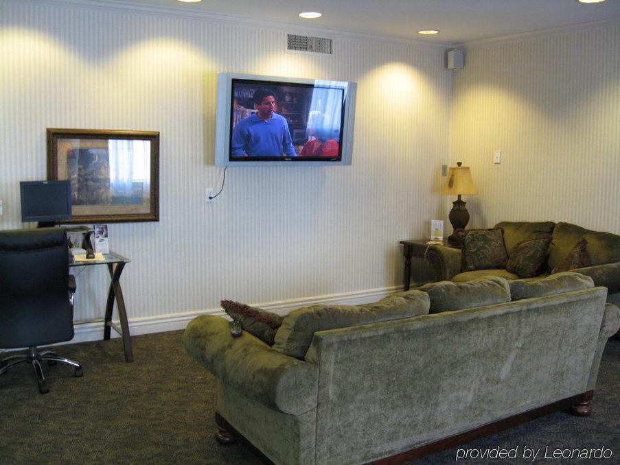 La Quinta Inn By Wyndham Lincoln Buitenkant foto
